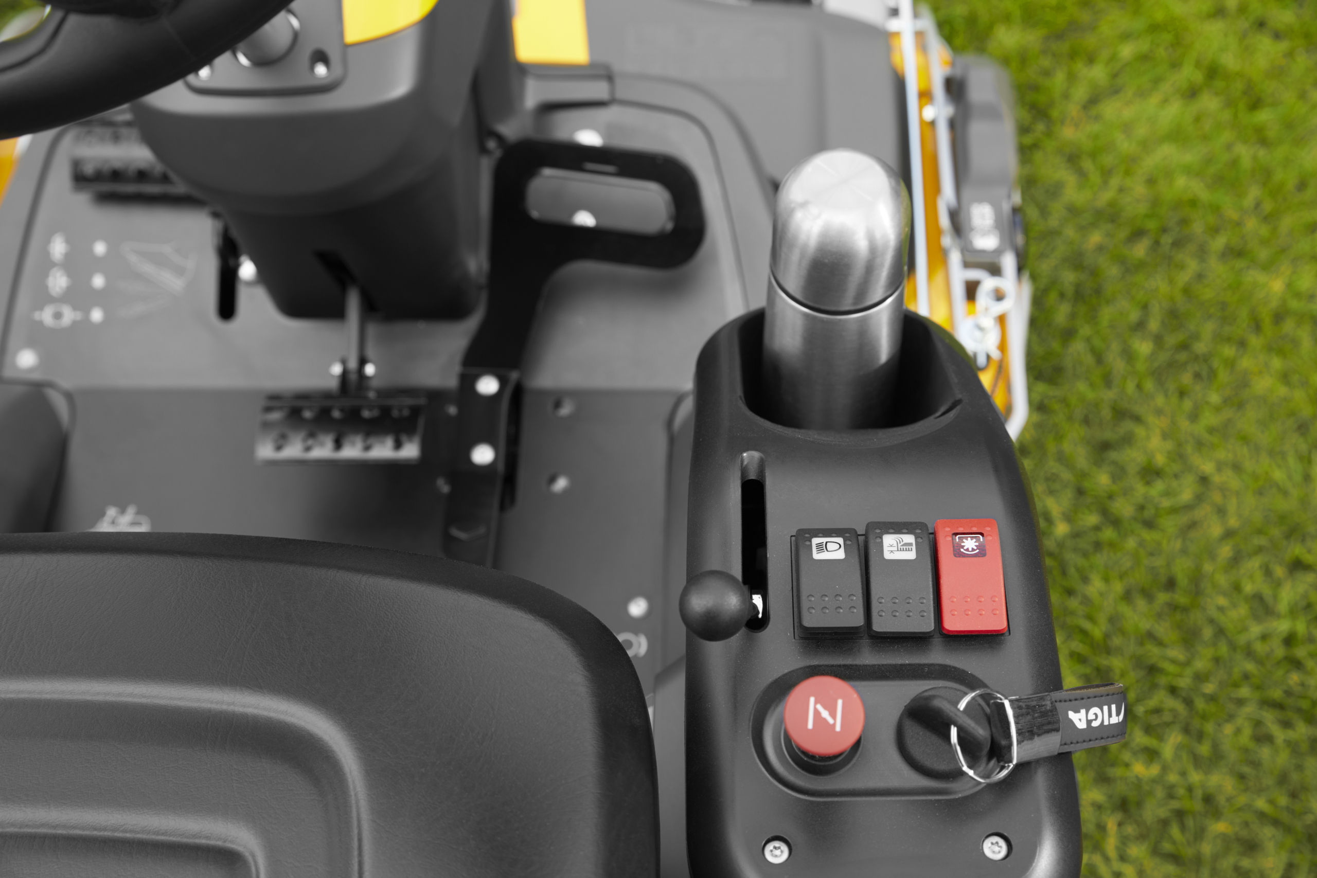 Raider Stiga Park 700 WX 4x4 - Image 2