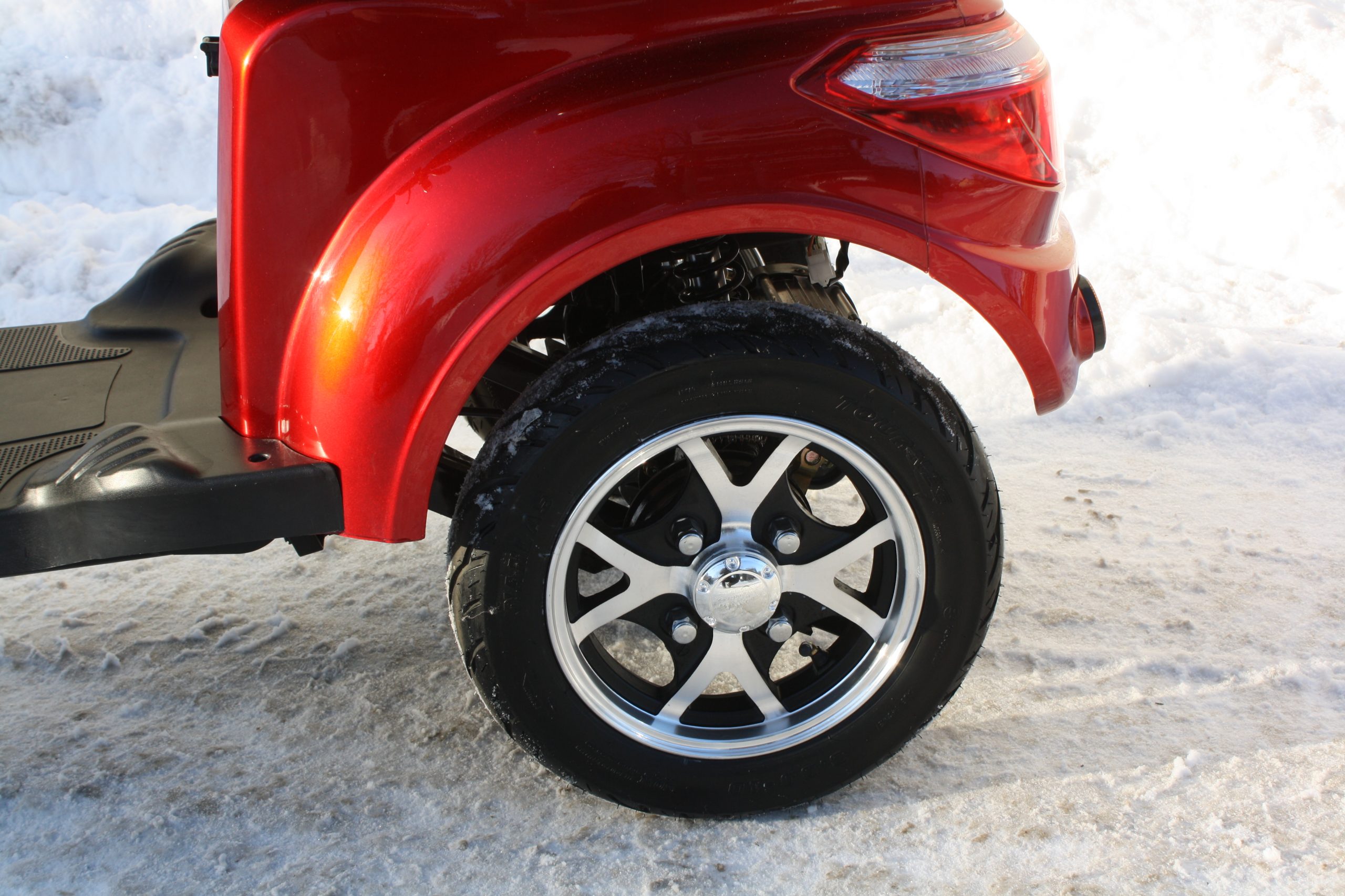 Elektriroller Revolux VM4 3-rattaline (koos korviga) - Image 12