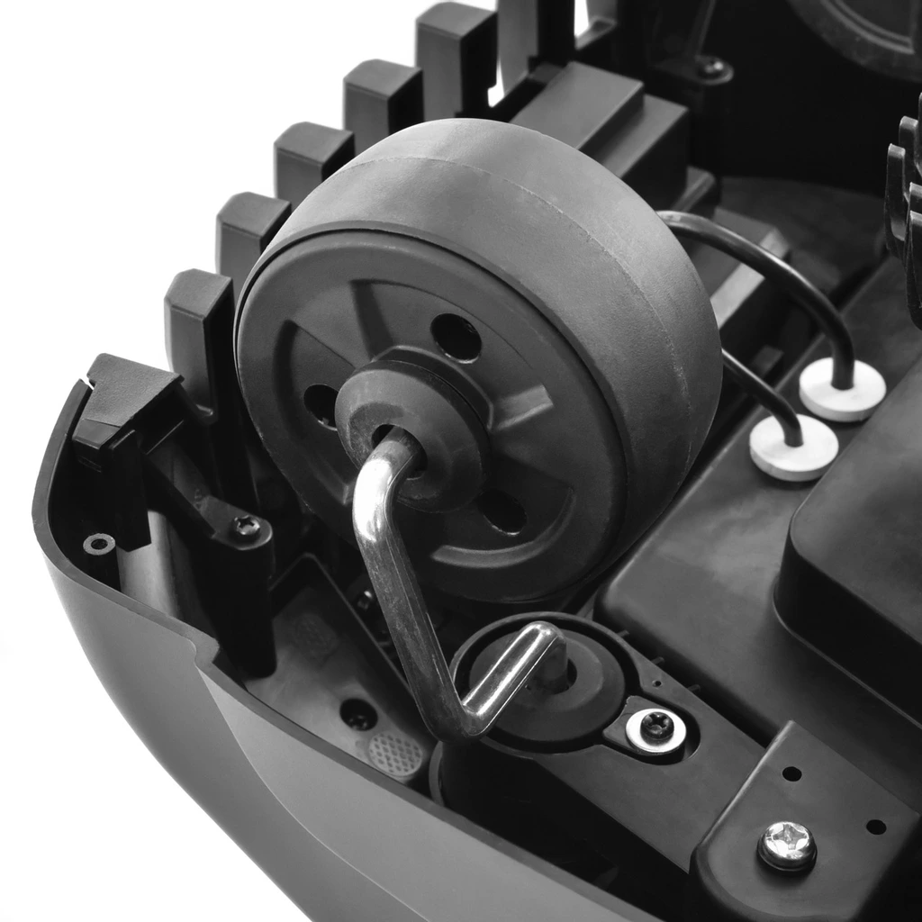 Robotniiduk Hecht 5615 | 1500M2 + piirdekaabel - Image 7