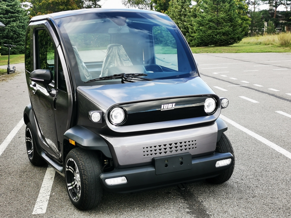 You are currently viewing Elektriline mopeedauto on kohal