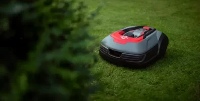 Crameri robotniidukiga kingituseks kaasa akutrimmer