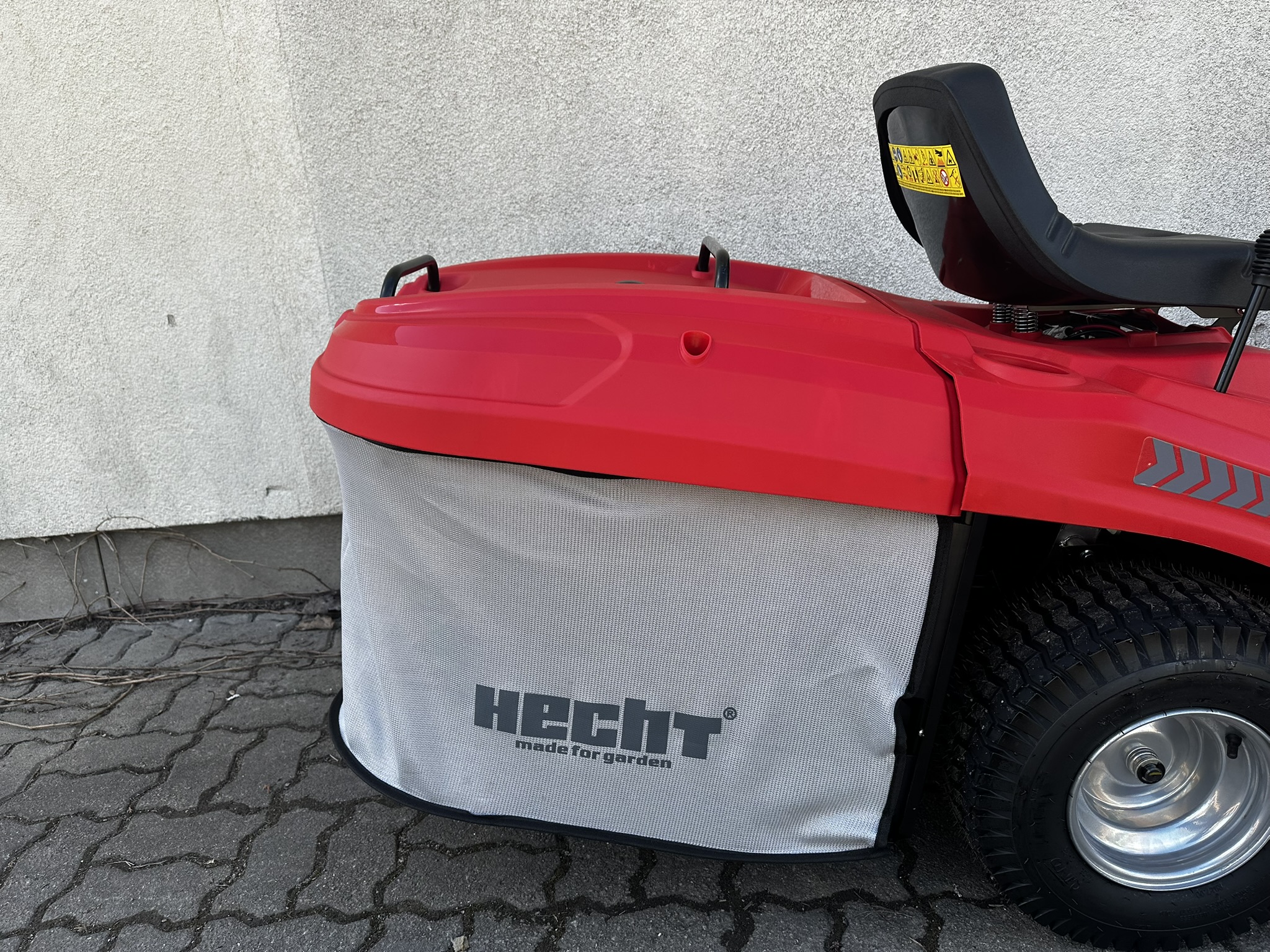 Kogujaga murutraktor Hecht 5196 + mootoriõli + akulaadija - Image 5